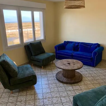 Willa Maison Posee Sur La *