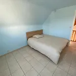 Maison Posee Sur La Villa La Turballe
