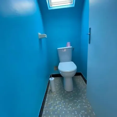 Maison Posee Sur La La Turballe