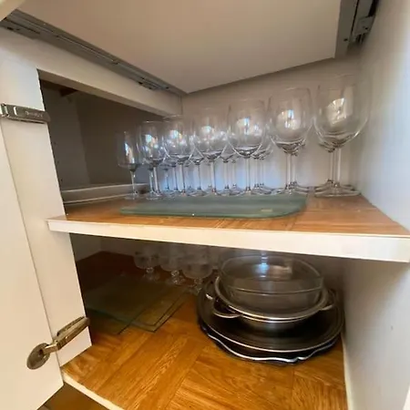 Maison Posee Sur La Villa