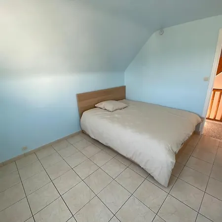 Maison Posee Sur La Villa La Turballe