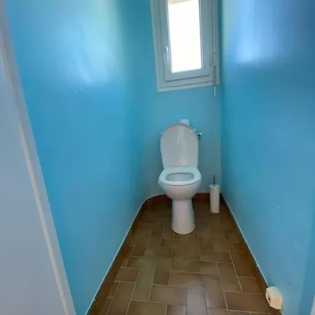 Maison Posee Sur La Villa La Turballe